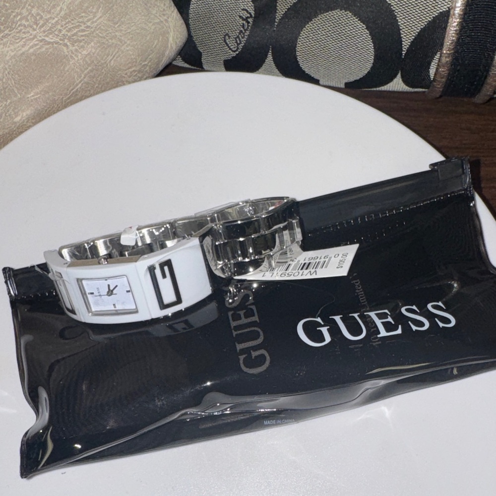 Giveaway - Picture 5 of 5